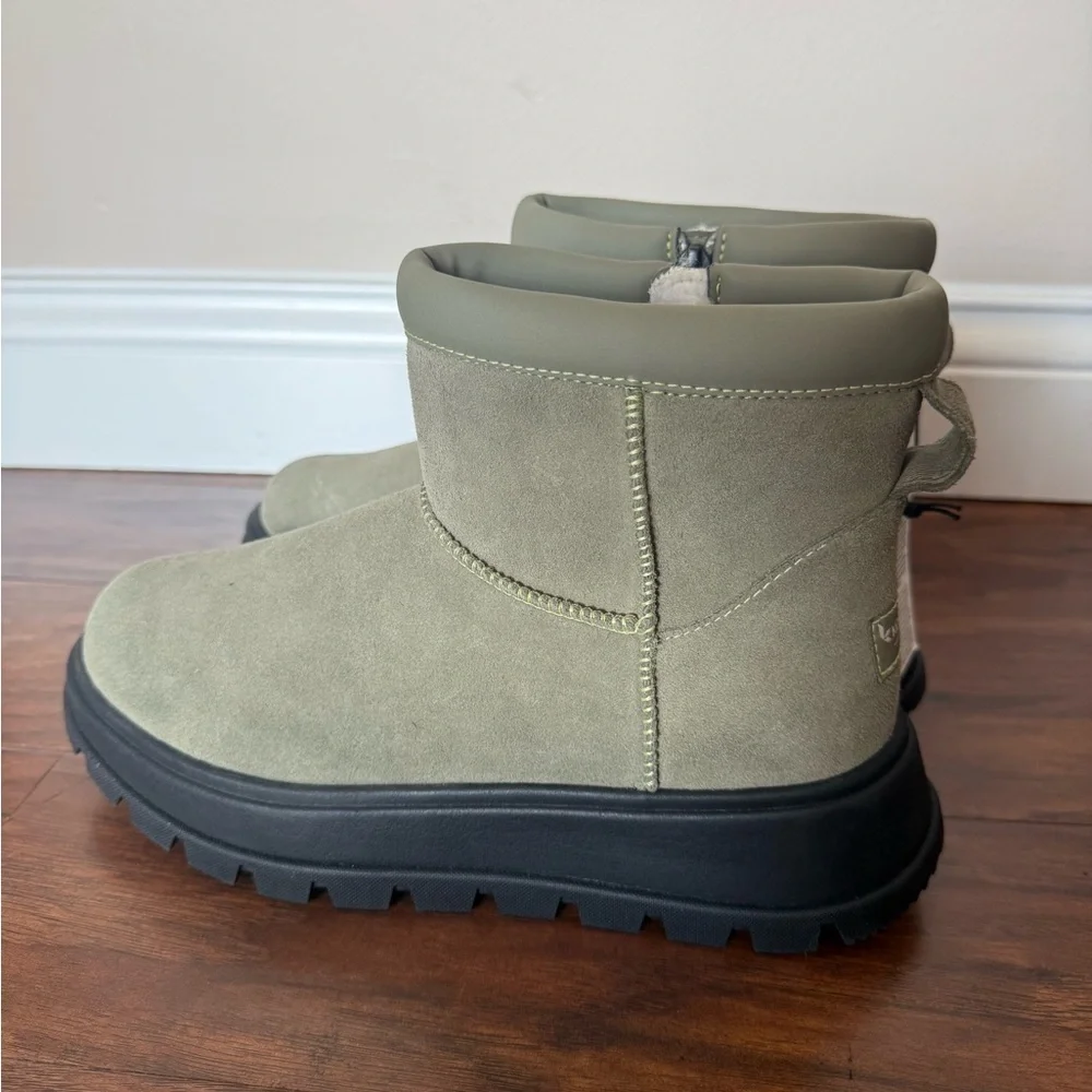 Koolaburra by UGG Koola Mini Hybrid Boots with Black Tread-Size 7 NWT